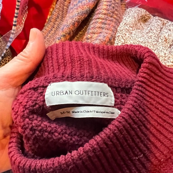 Urban outfitters sweater - Picture 5 of 5